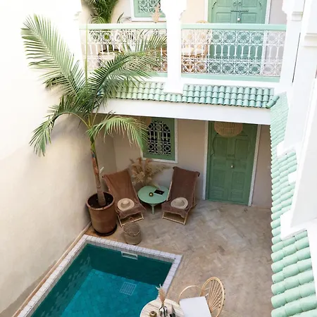 Riad Privé Chic 4 chambres, piscine chauffée, petit-déjeuners, proche Jemaa el-Fnaa-3